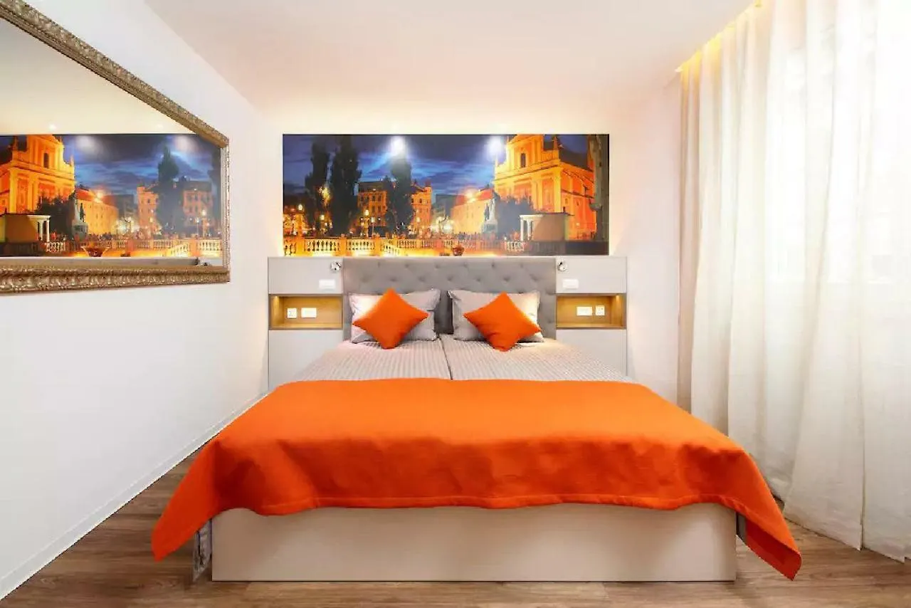 ★ Exclusive Central Apartment ★ Free Garage ★ Laibach